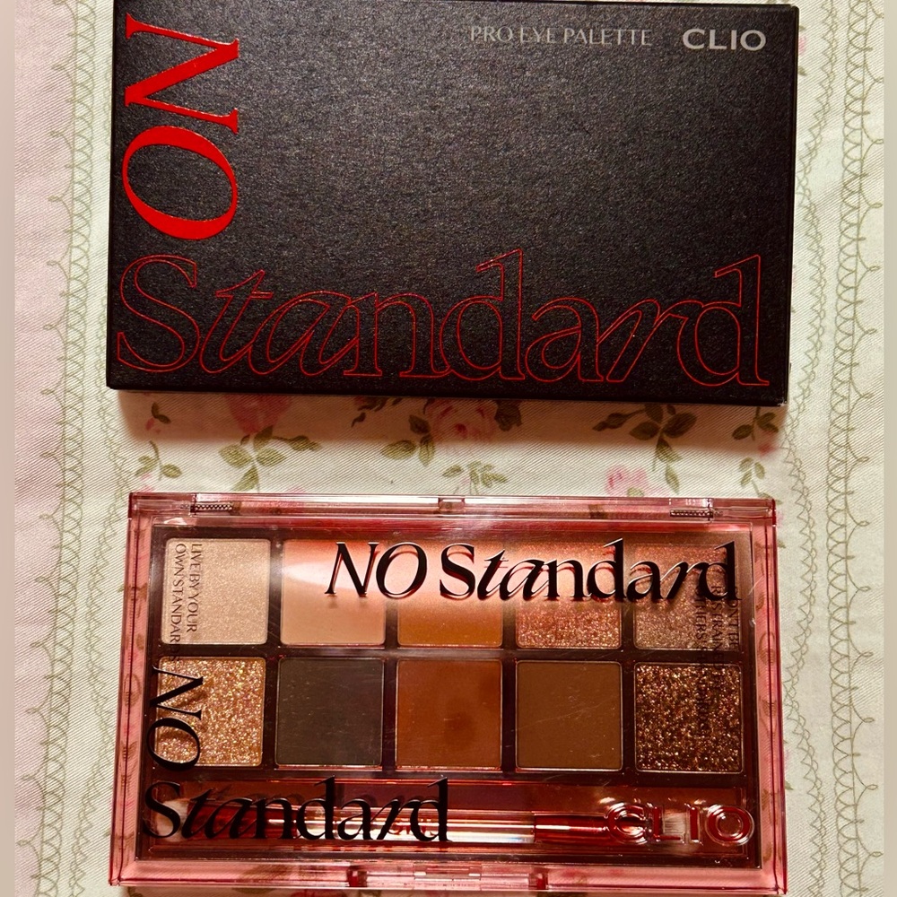 Clio Pro Eye Palette - Gold and Brown Shades